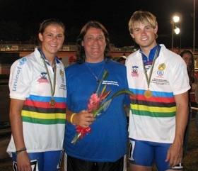 Renee Hildebrand with Brittany Bowe and Joey Mantia