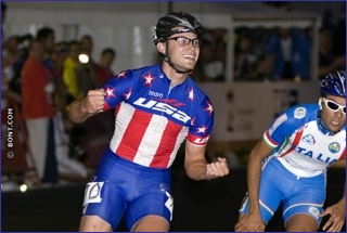 Joey Mantia wins at the World Championships