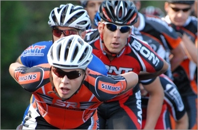 Inline racer Rob Bell leads the pack at Hayward