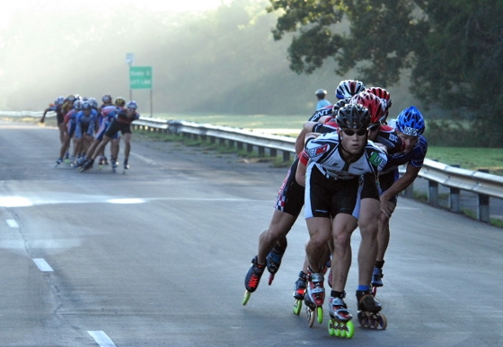 Joey Mantia leading in Saint Paul Inline Marathon