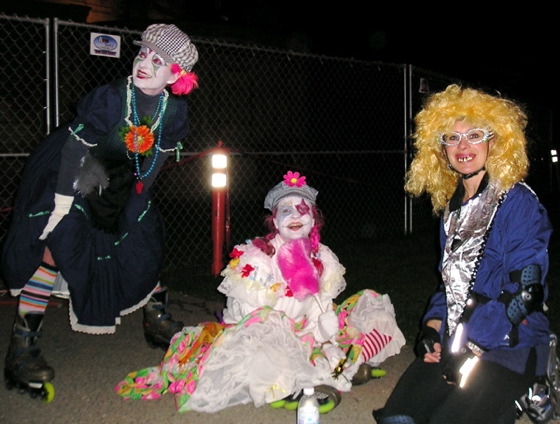 Girls - Halloween Skate